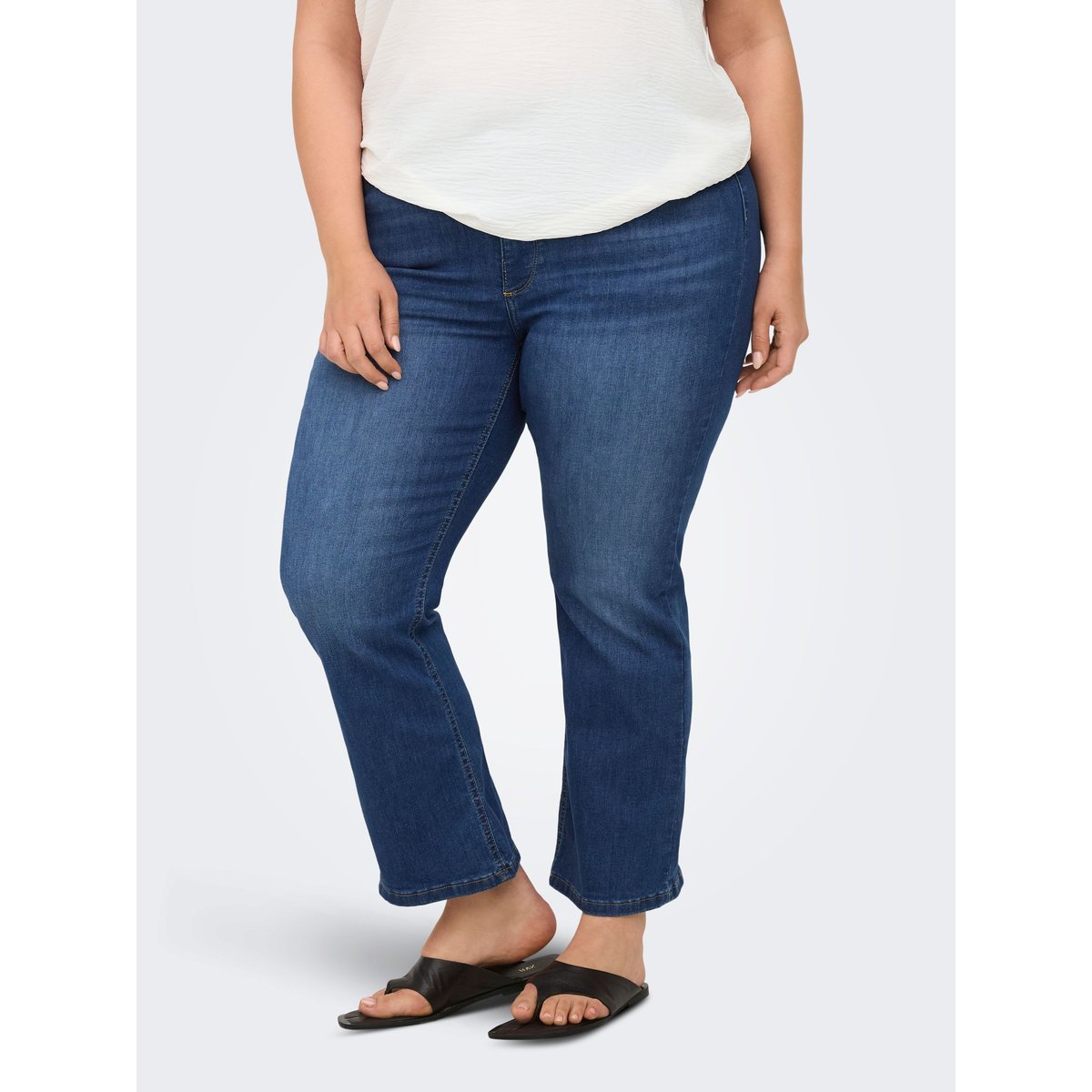 Jean Flared medium blue denim, ONLY CARMAKOMA