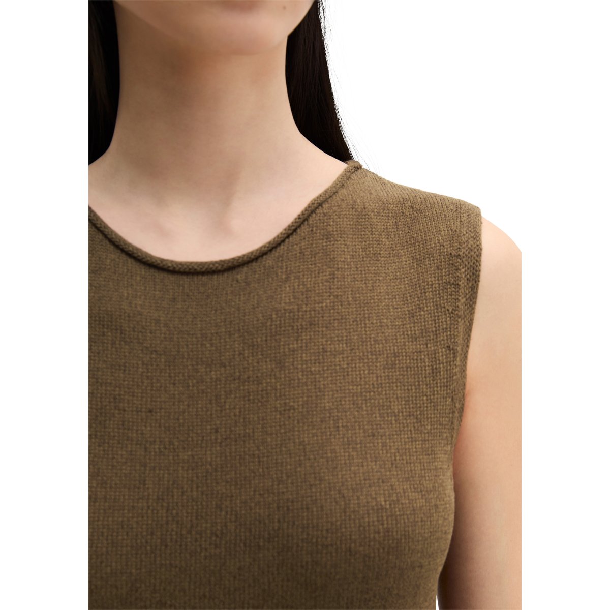 Robe en tricot sans manches shaped en mélange coton organique-lin marron foncé, MARC O'POLO