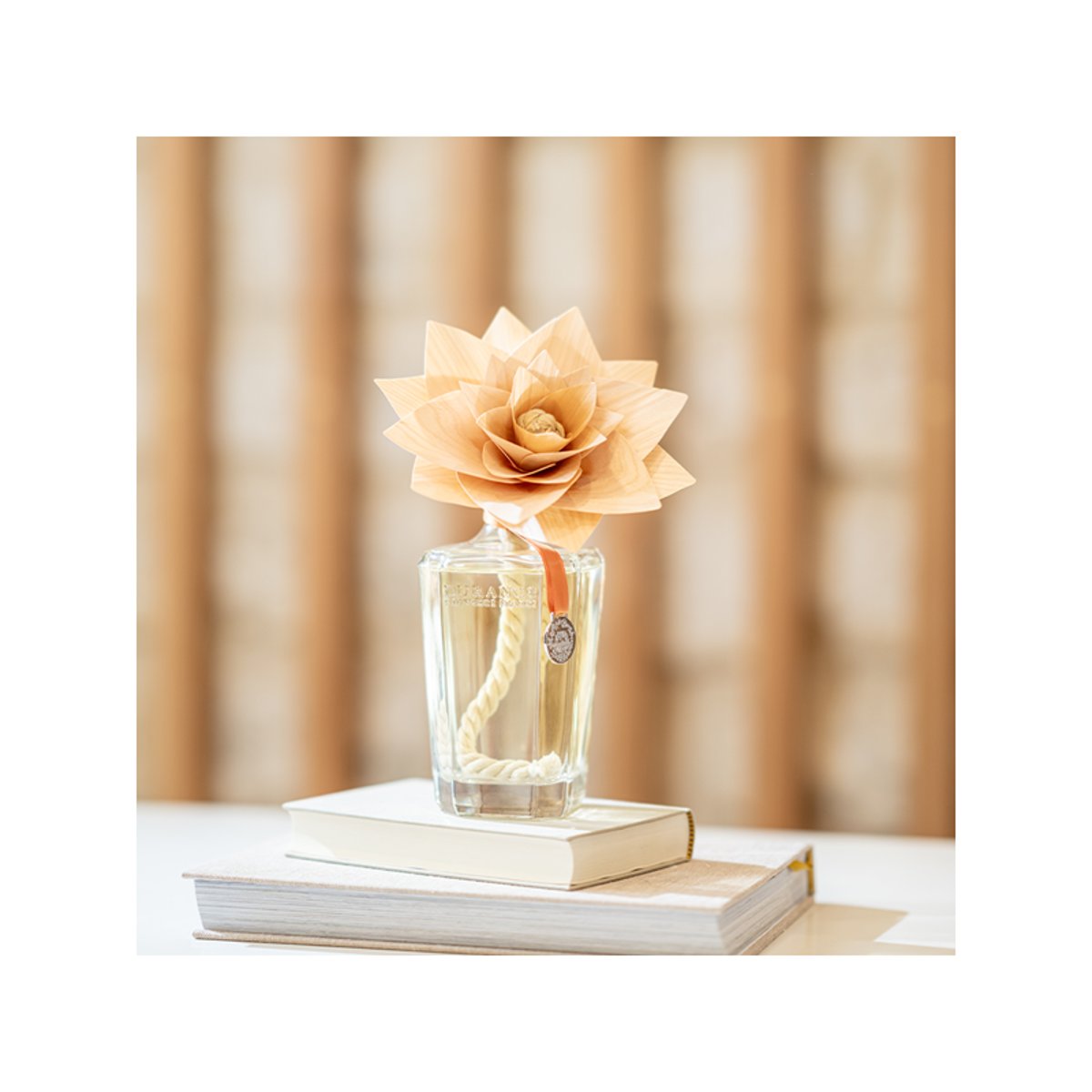Fleur parfumée grand format MANDARINE BERGAMOTE couleur unique, DURANCE