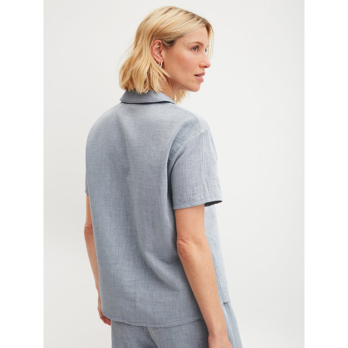 Chemise à manches courtes avec boutons manches courtes Coton FAVOURITES TILES dark denim, CALIDA