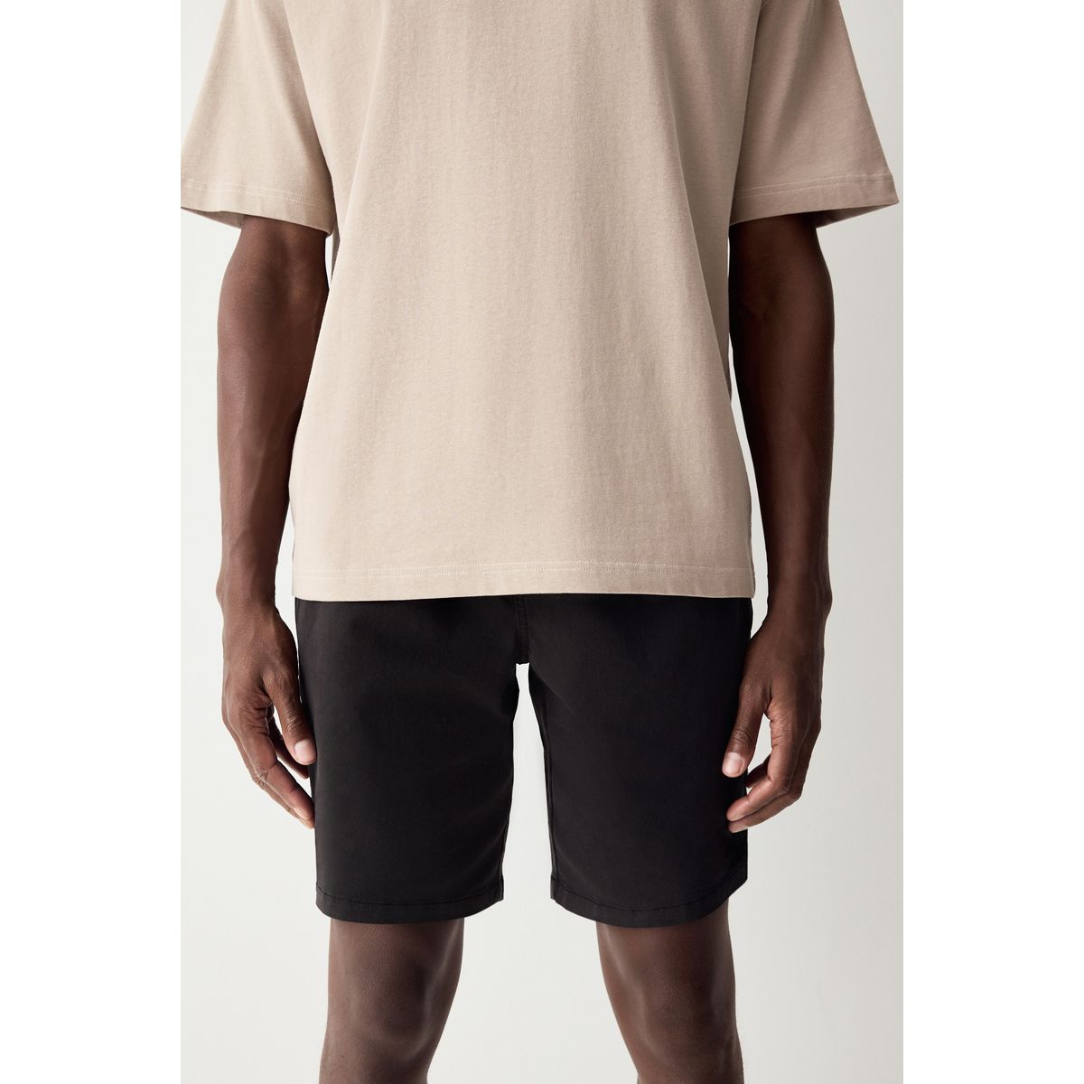 Short en coton stretch avec taille élastique noir, NEXT