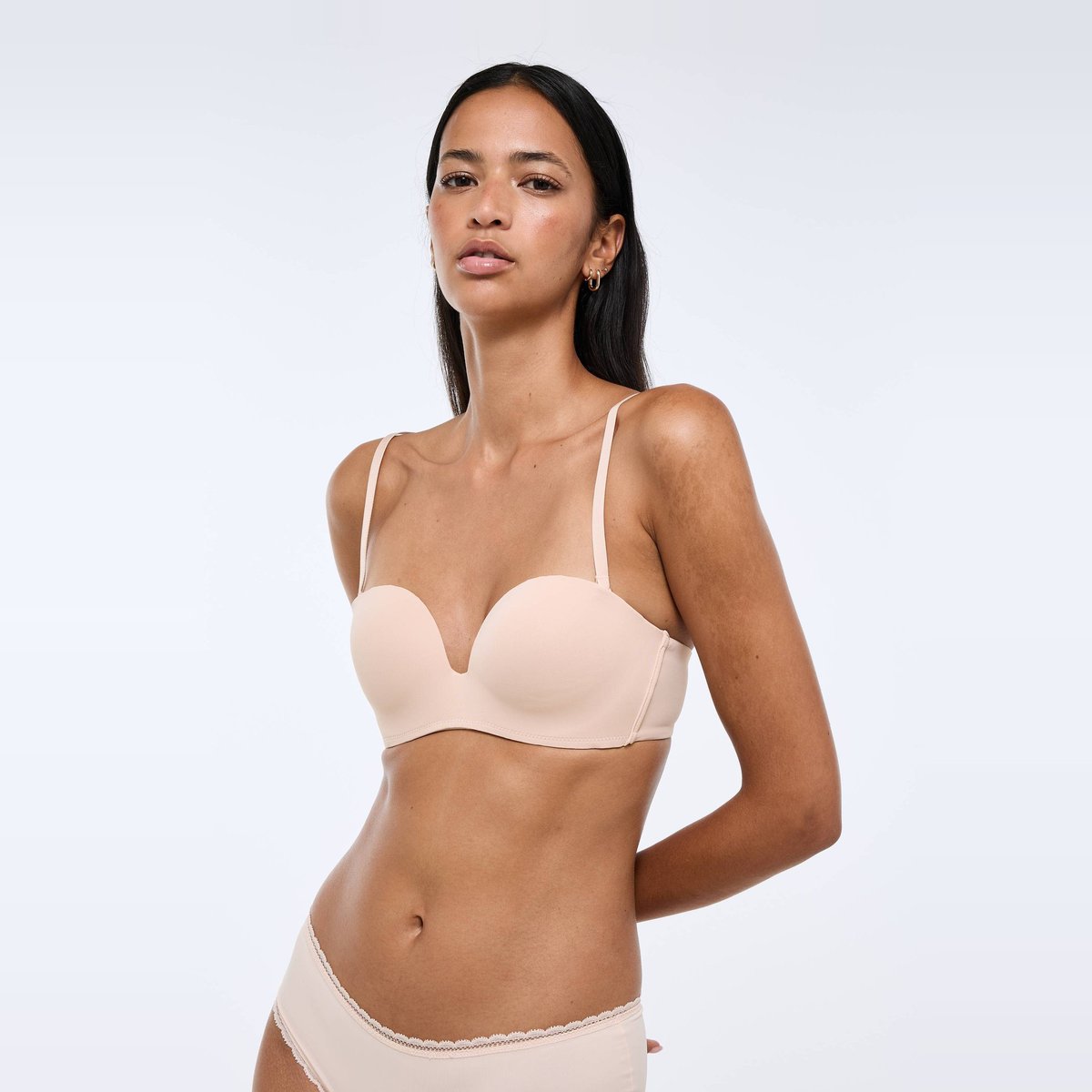 Soutien-gorge bandeau paddé décolleté V avec bretelles amovibles ALEXIA en microfibre chair, MONOPRIX