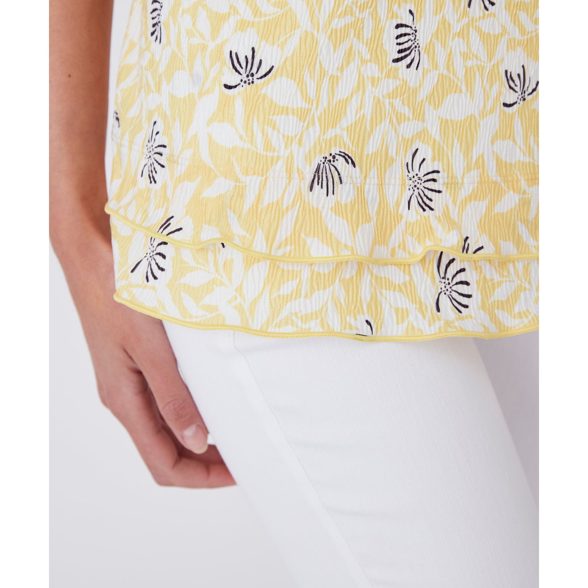 Tee-shirt maille plissée esprit volants jaune fleuri, DAMART