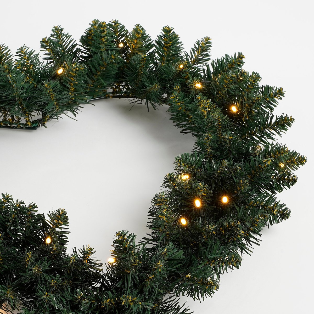 Couronne vert, BLACK BOX TREES