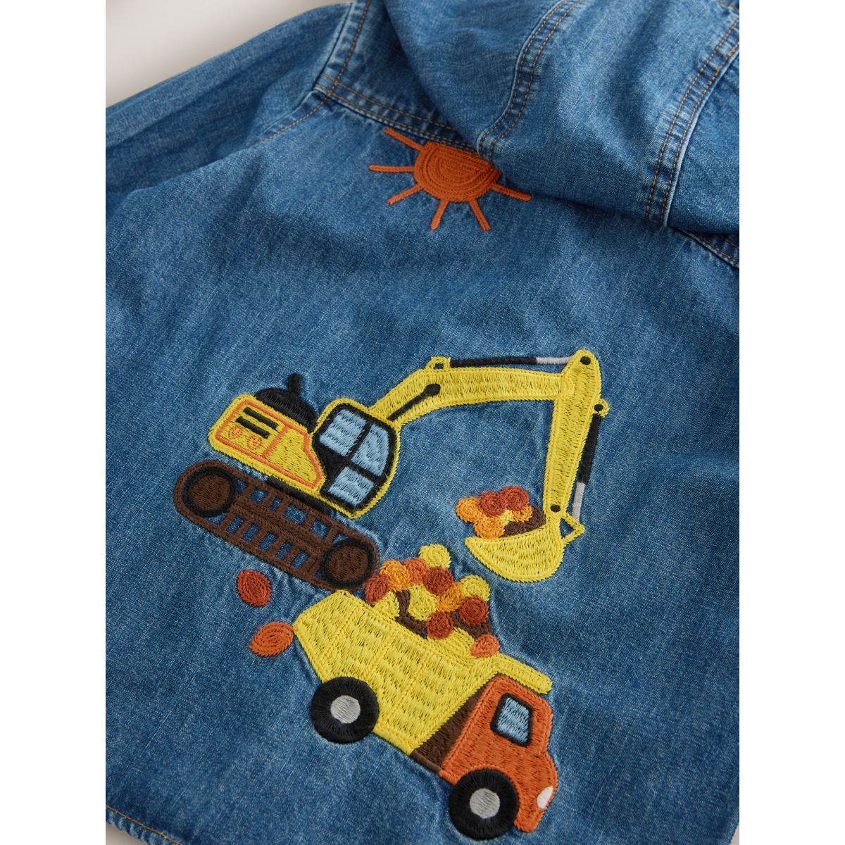 Surchemise à capuche et manches longues transport de broderie sur denim, NEXT