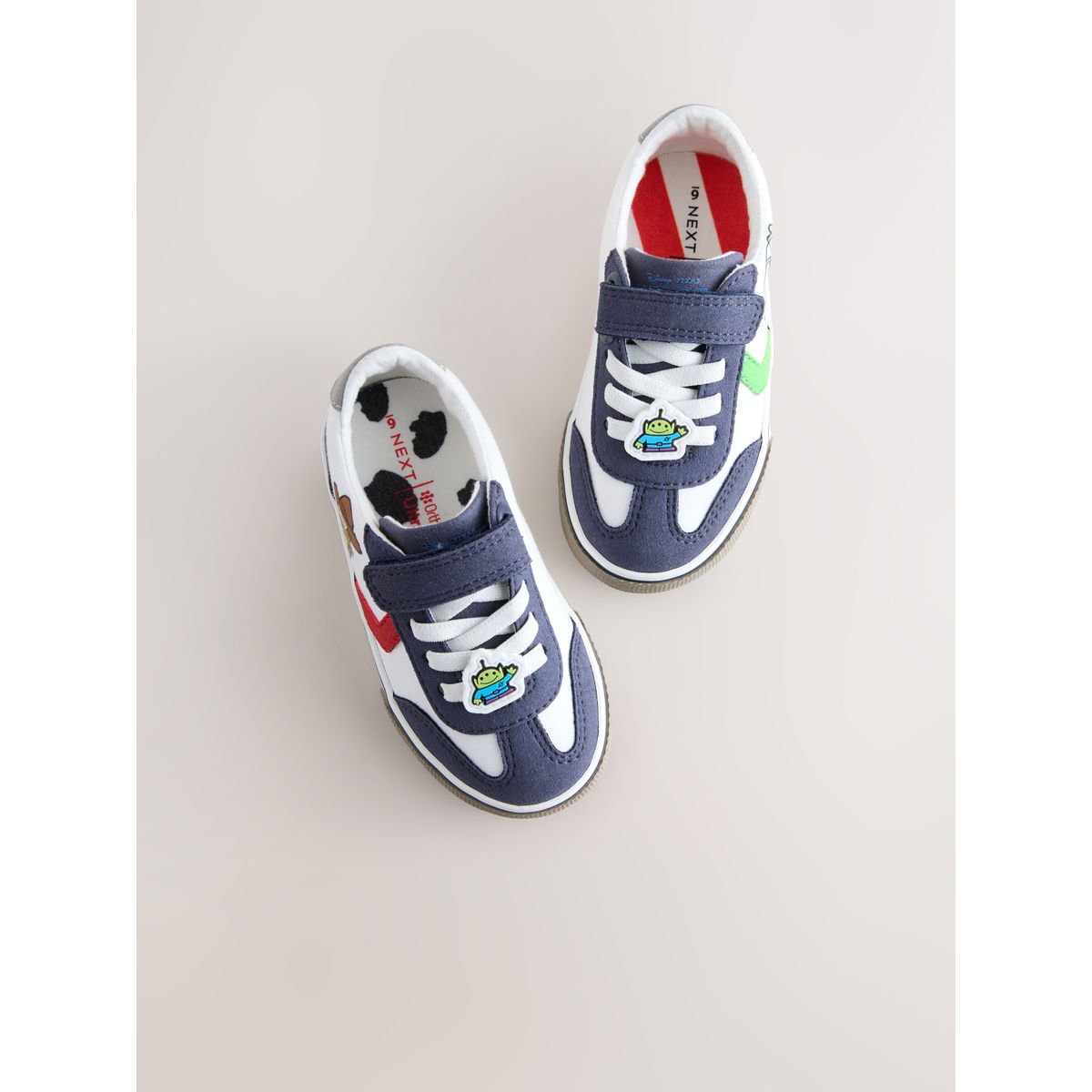 Baskets à lacets élastiques et scratch toy story blanc, NEXT