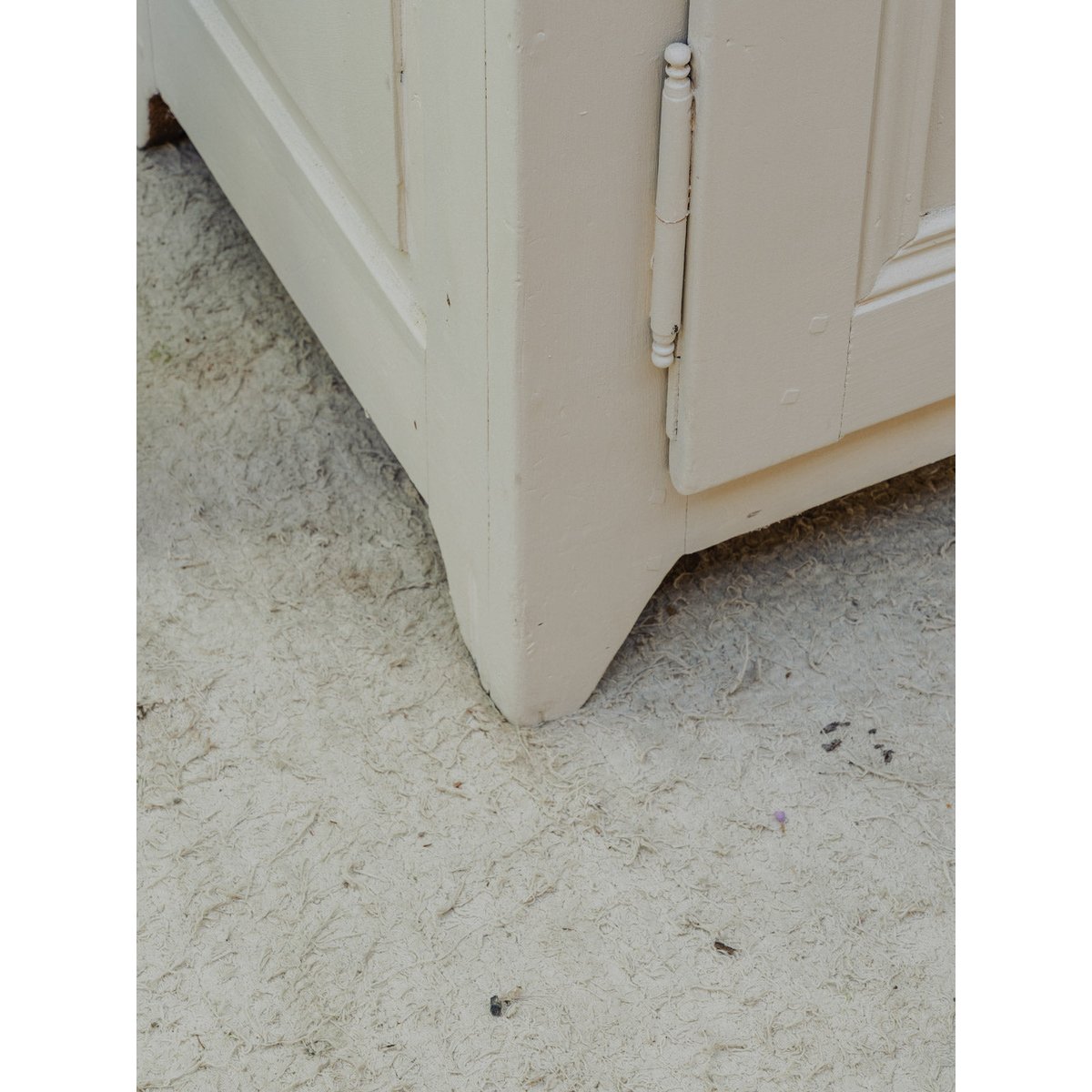 Buffet en bois beige clair Gilbert N°1909 - Bon état beige, DEBONGOUT