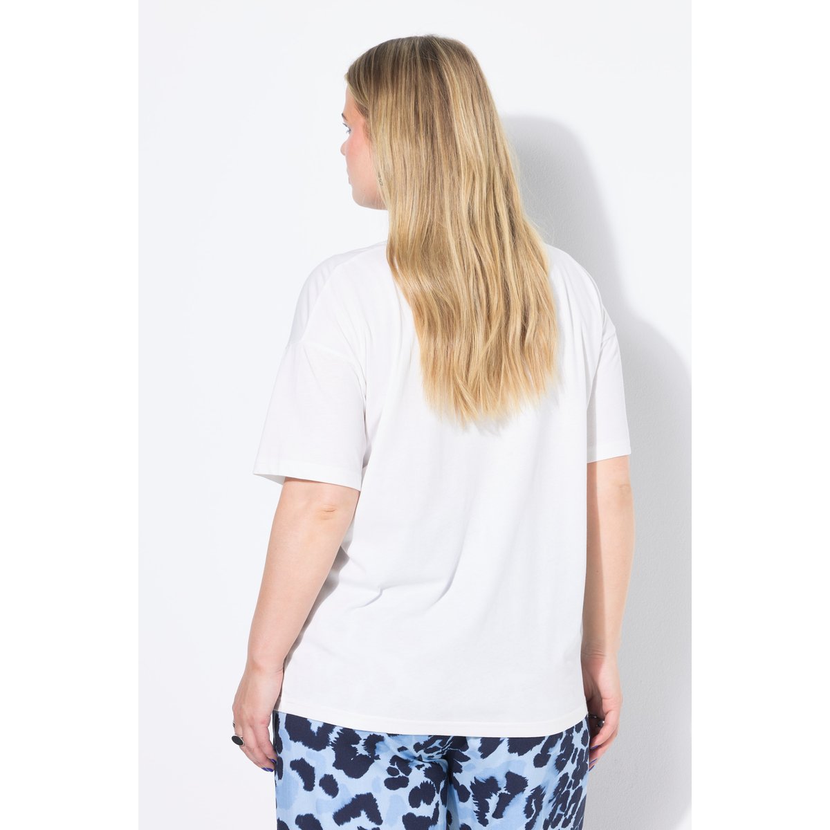 T-shirt oversize, message en strass blanc cassé, STUDIO UNTOLD