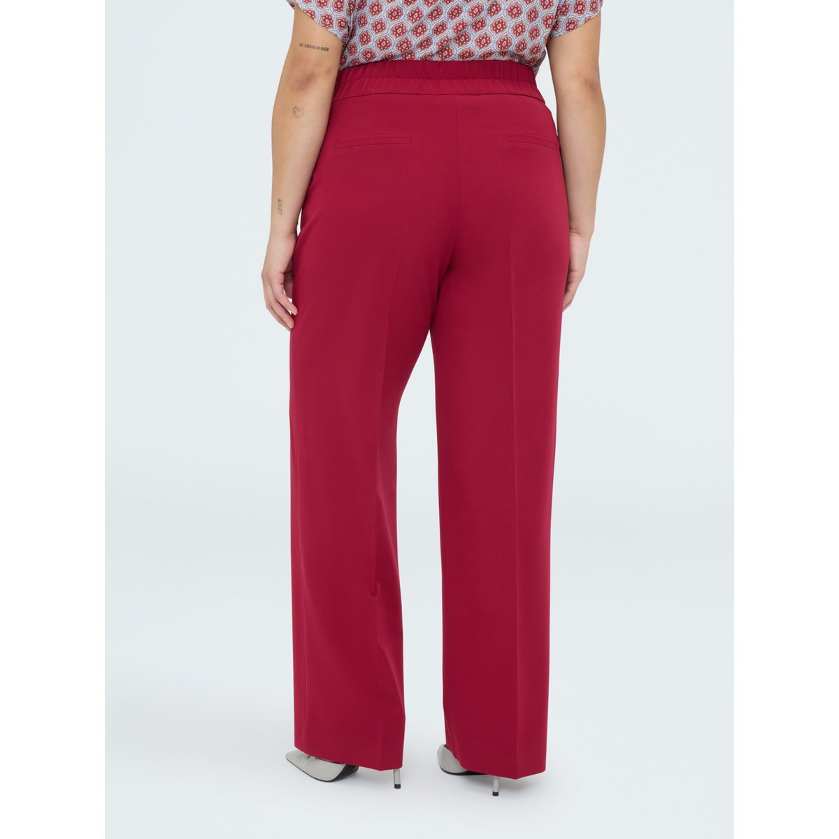 Fermeture avec boutons et zip devant, élastique à la taille au dos pour un maximum de confort burgundy, FIORELLA RUBINO