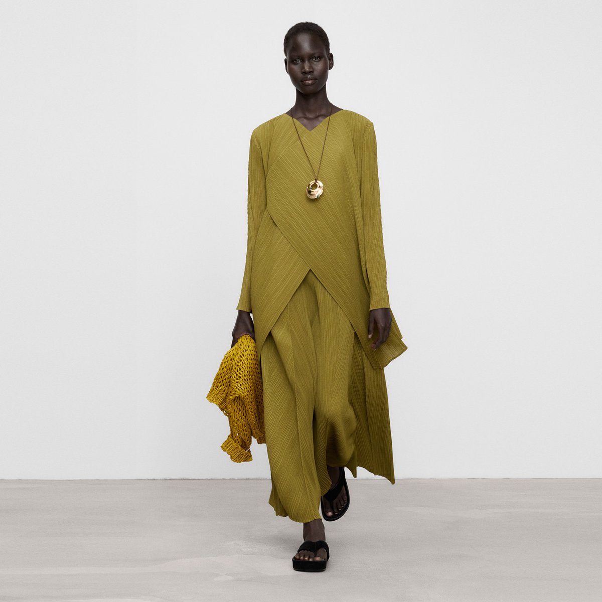 Pantalon à taille élastiquée et jambe large vert olive, ADOLFO DOMINGUEZ