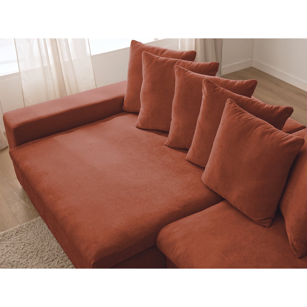 Canapé d'angle fixe 3 places en tissu lisse avec pouf, ENORE rouge, BOBOCHIC