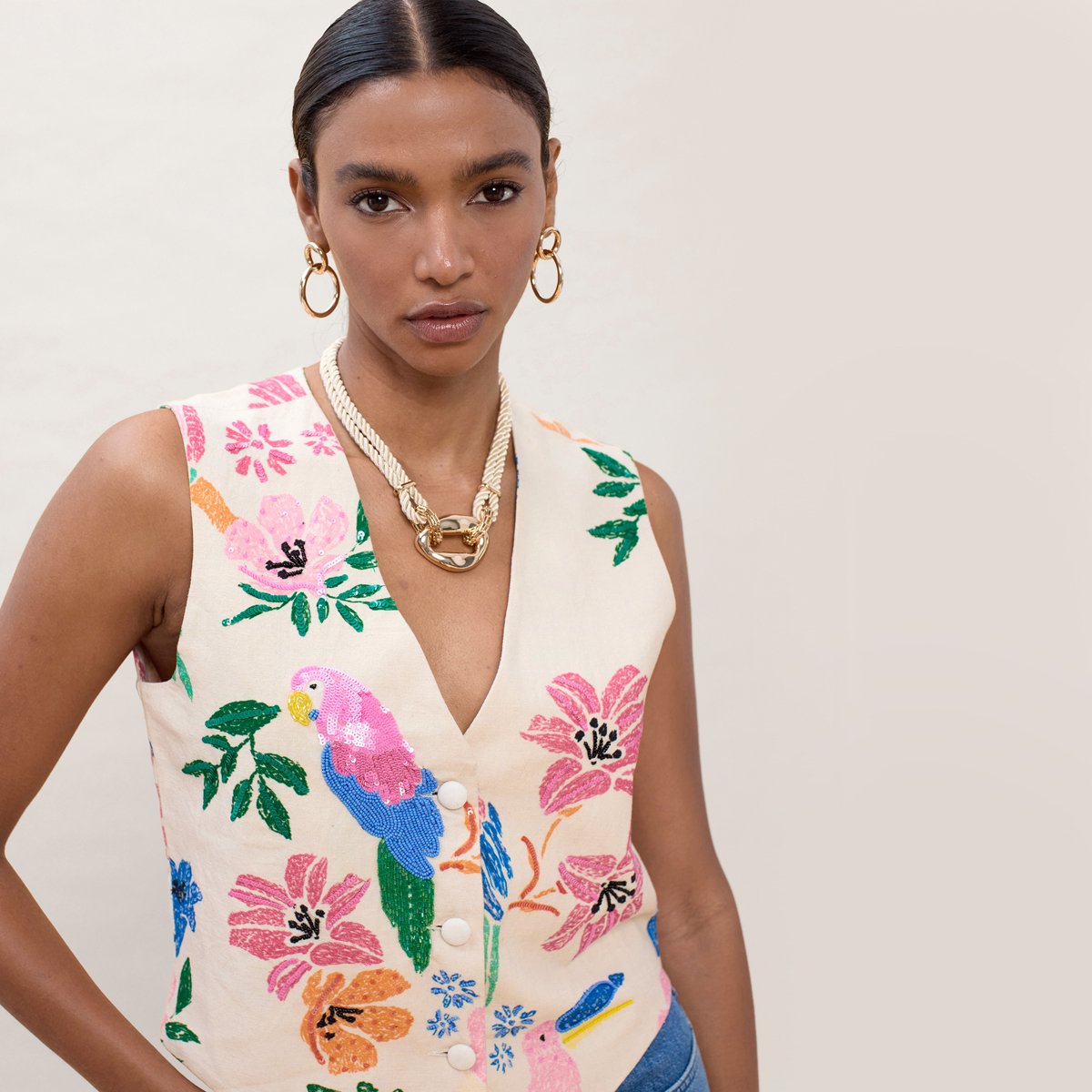 Gilet sans manches pailleté ecru, LOLA CASADEMUNT