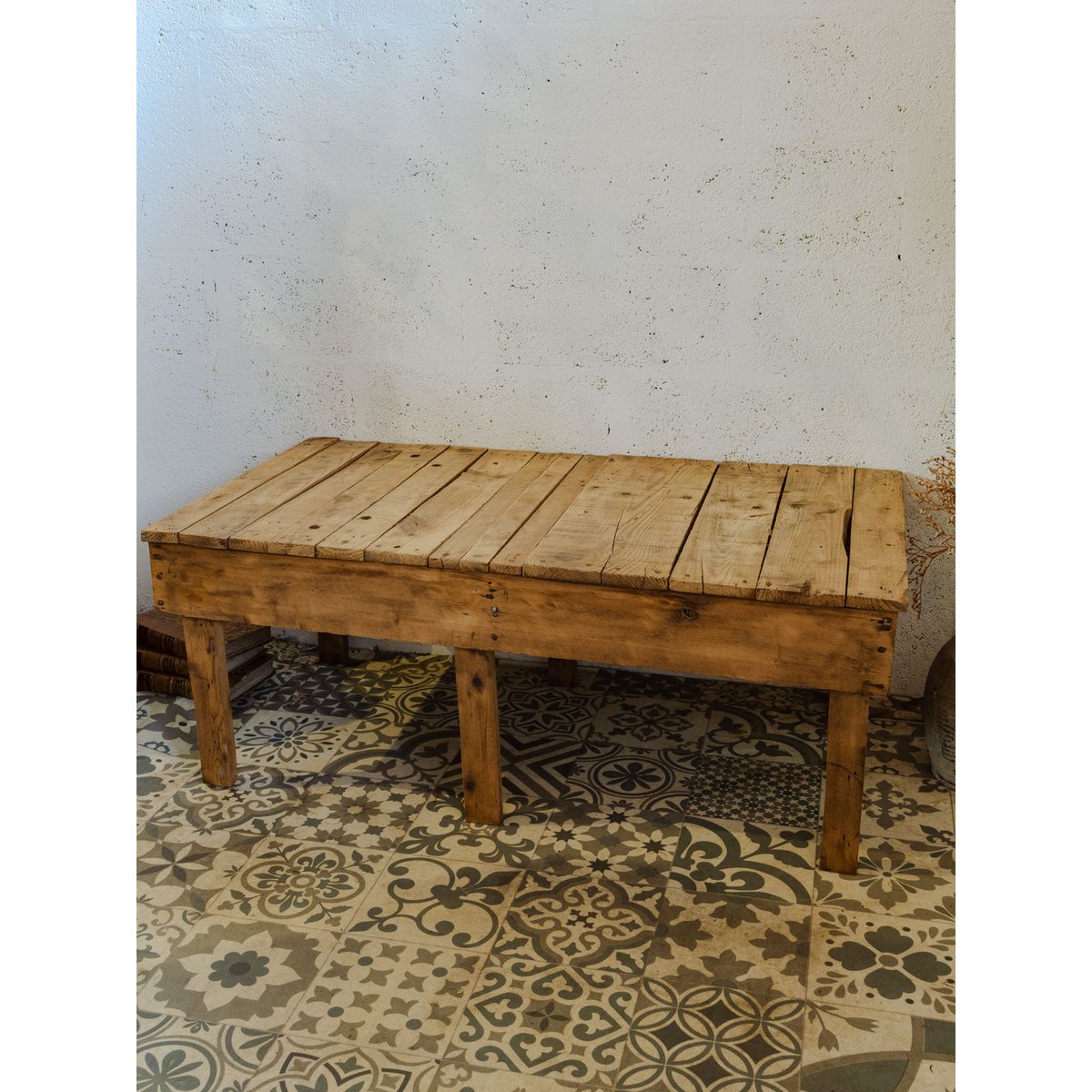 Table basse en bois Léonie N°1026 - Bon état bois clair, DEBONGOUT