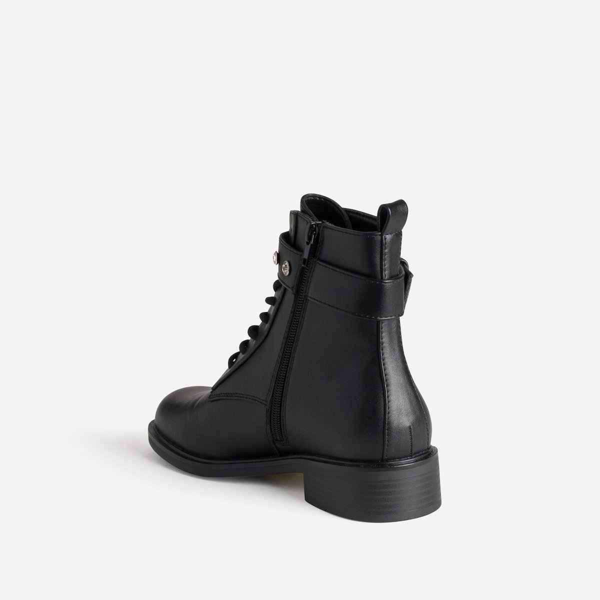 Boots LAORA. noir, ERAM