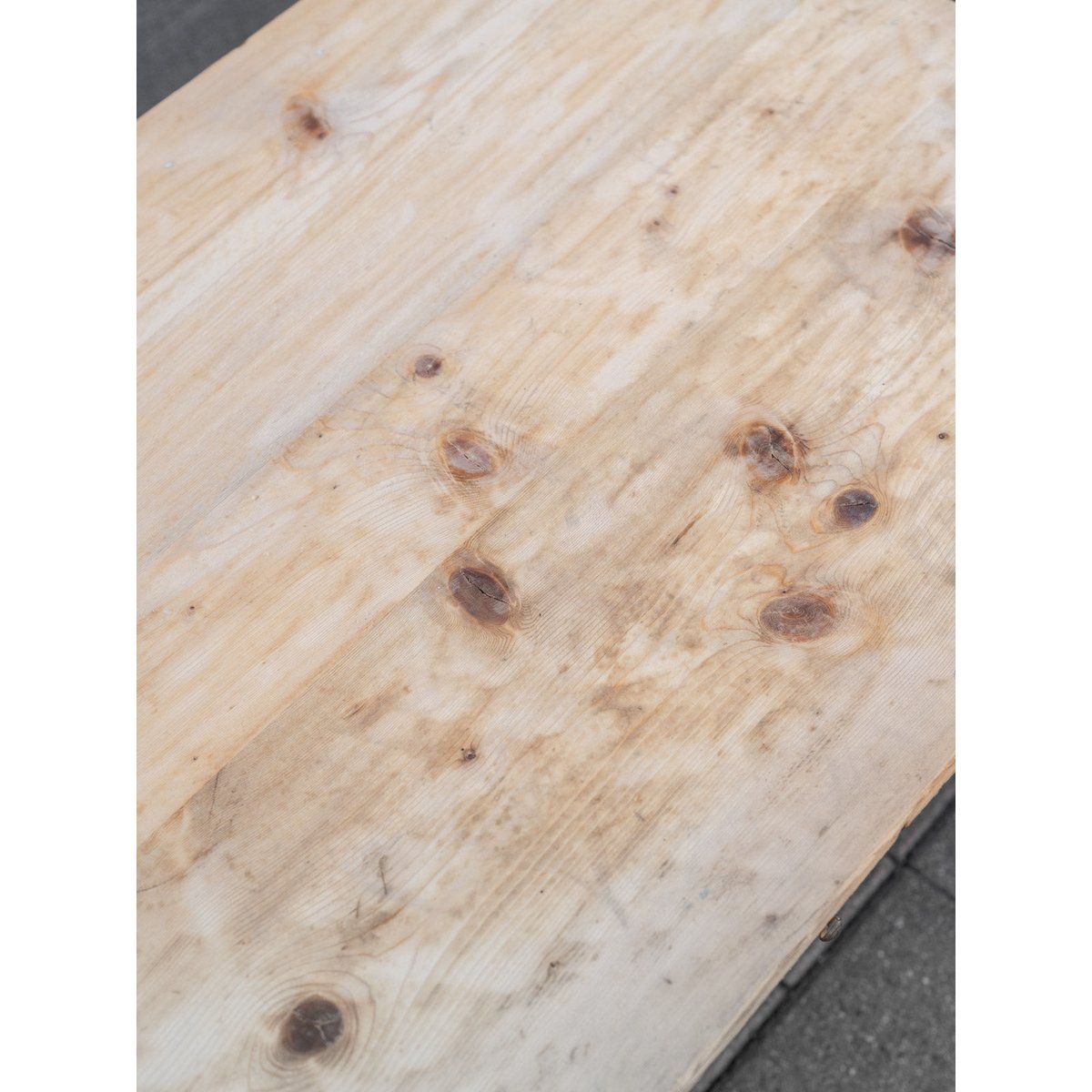 Table basse en bois Léonie N°1148 - Bon état bois clair, DEBONGOUT