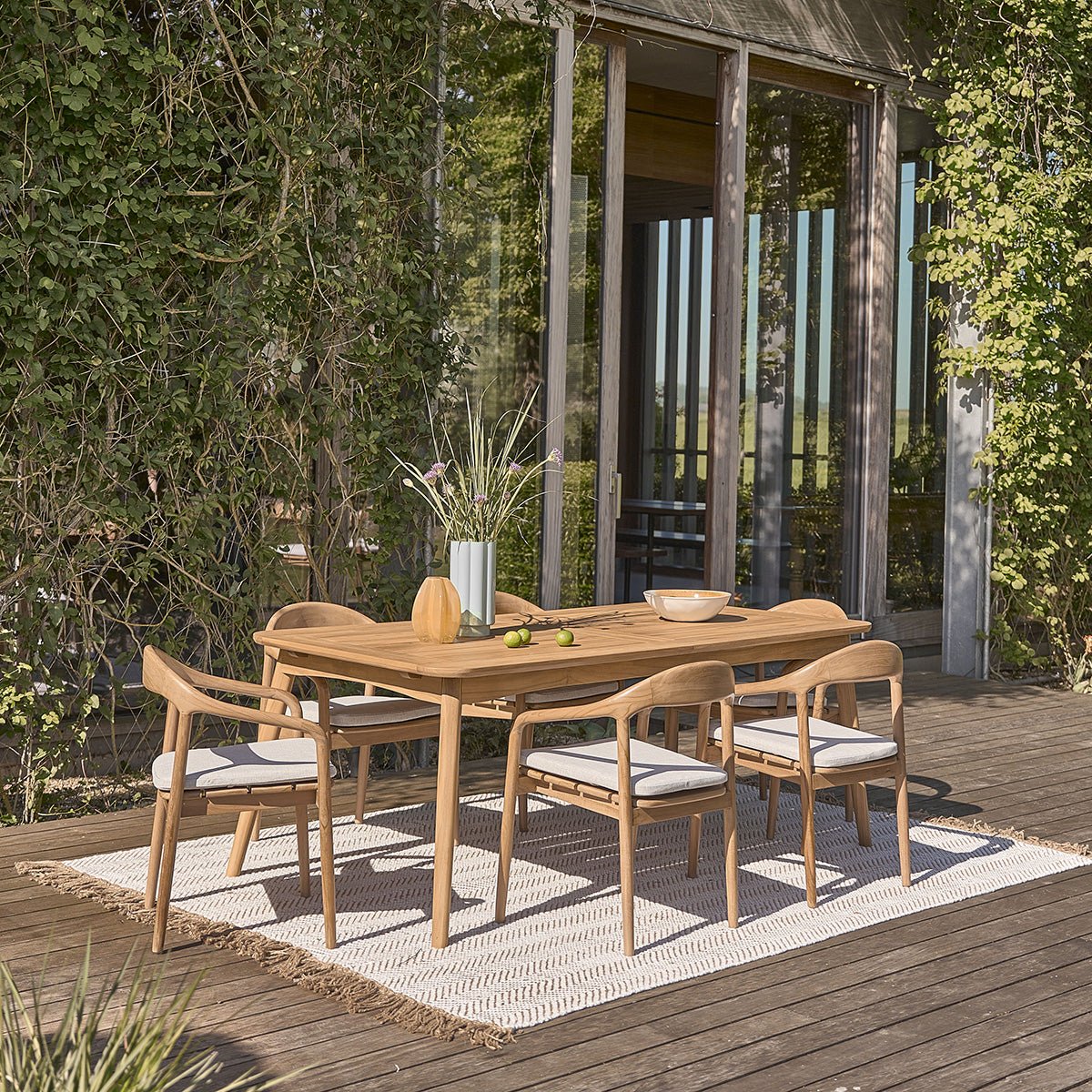 Salon de jardin en teck massif extensible 6/8 places AMBRE naturel, BERAH GETAH