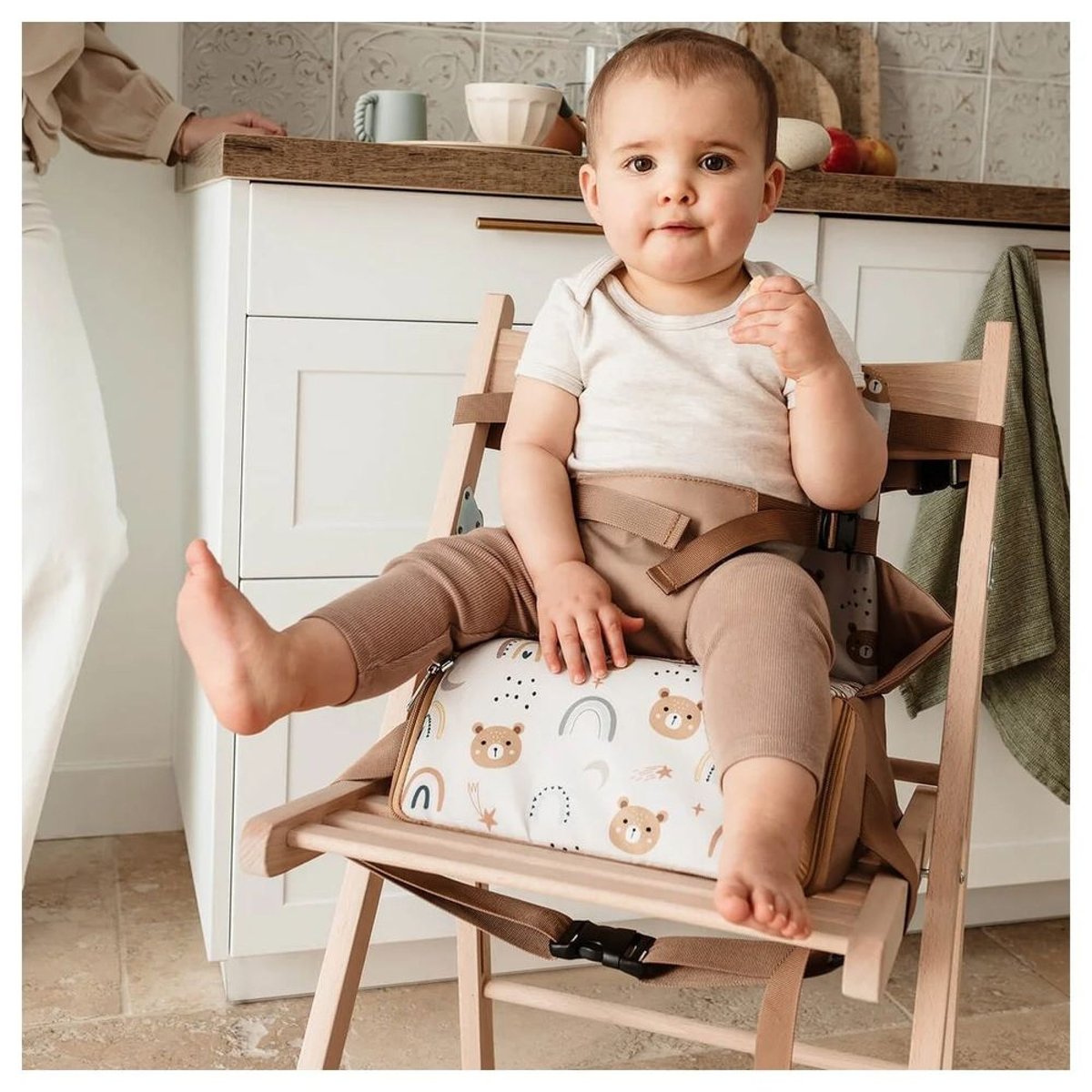 Réhausseur pour chaise bébé nomade camel, TINEO