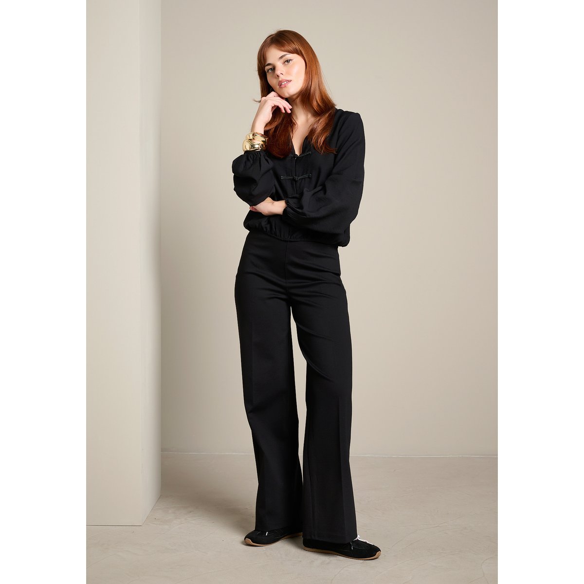 Blouse à l'effet froissé noir, LOLALIZA