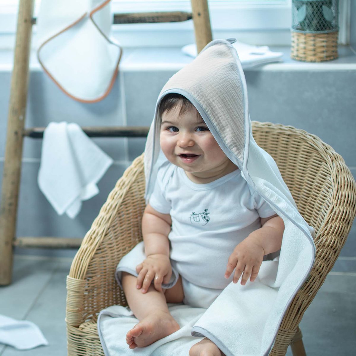 Cape de bain en gaze de coton et bambou JEANNE beige, SEVIRA KIDS