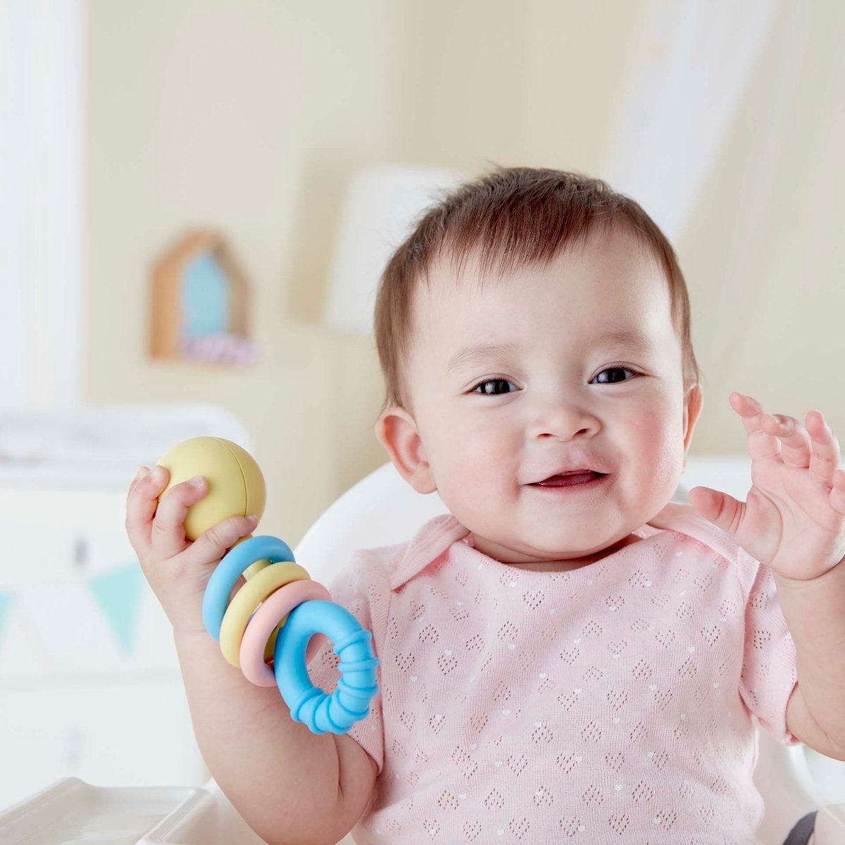 Anneau de dentition et anneaux à cliquetis jaune, HAPE TOYS