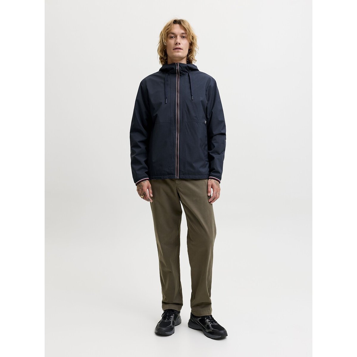 Coupe-vent à capuche, BENJAMIN bleu foncé, JACK & JONES