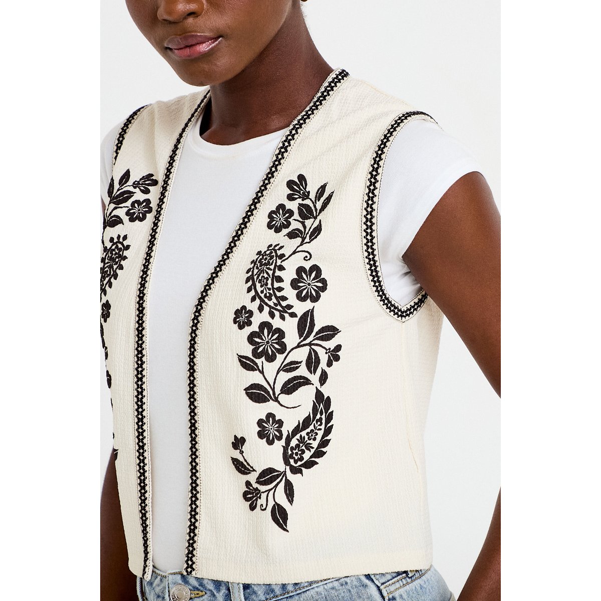 Gilet droit court sans manches ecru, CACHE CACHE