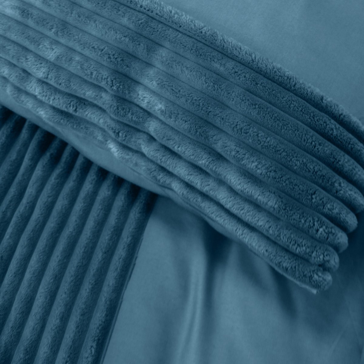 Parure de lit - housse de couette avec taies bleu paon, EDEN