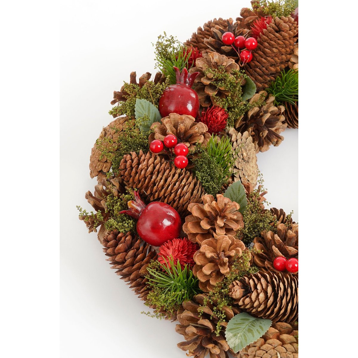 Couronne de Noël avec pommes de pin LANDON brun, MICA DECORATIONS