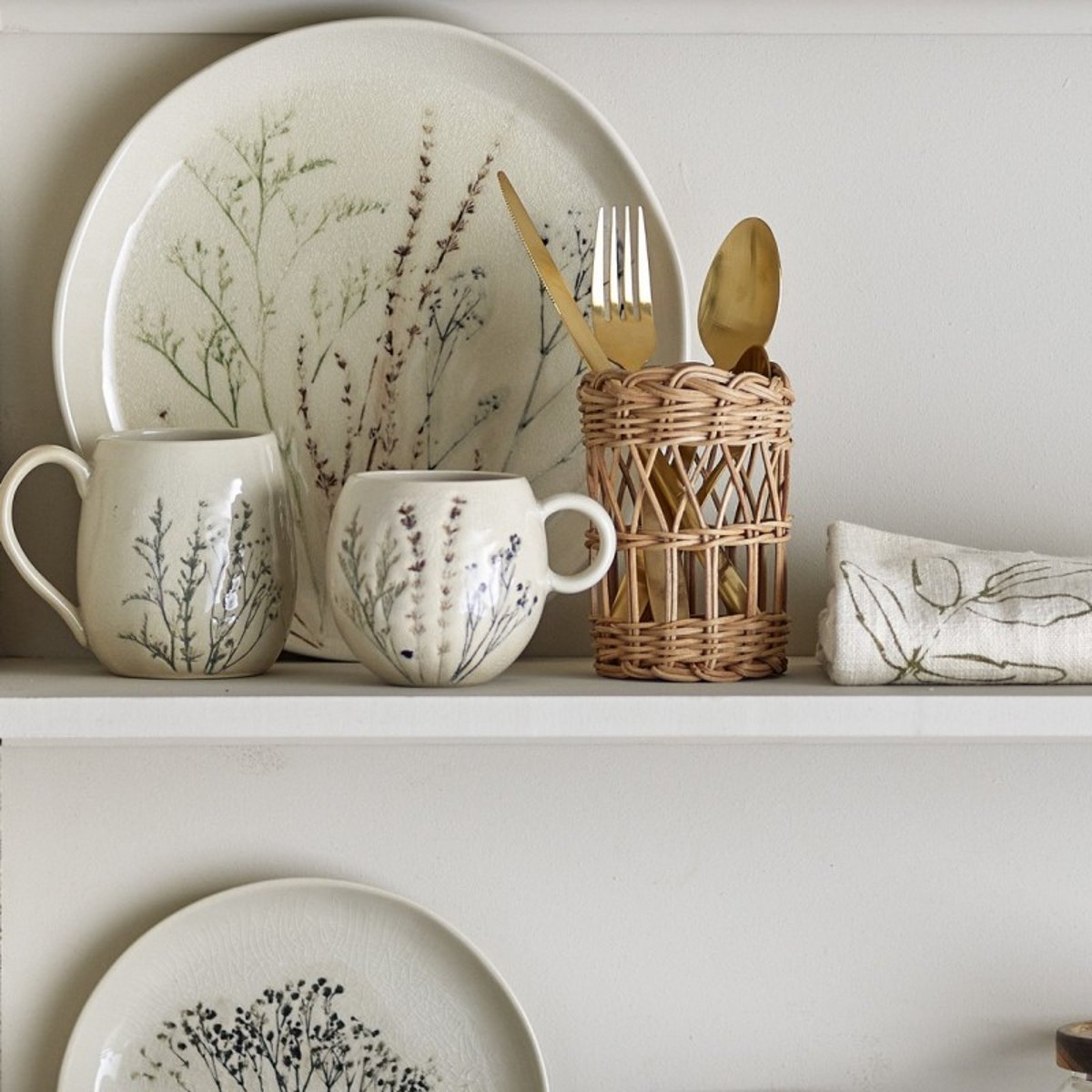 Mug céramique craquelée motif fleurs peint BEA écru, BLOOMINGVILLE