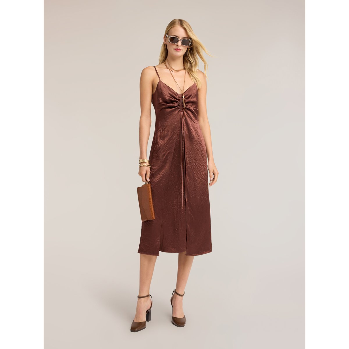 Robe avec drapé marron, MOTIVI