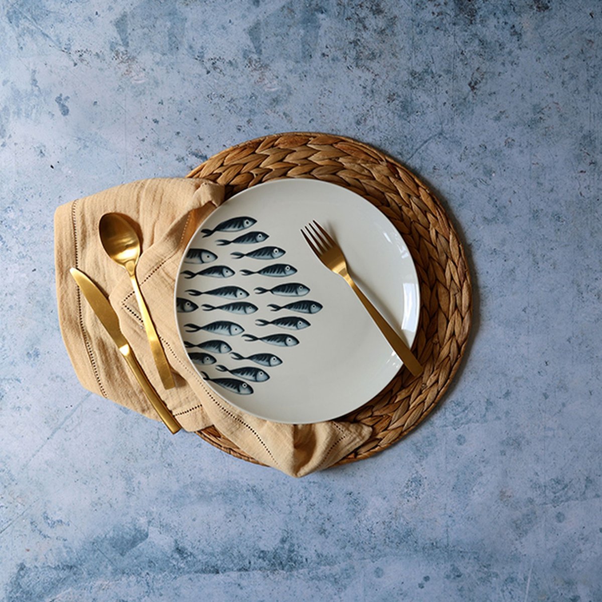 Lot de 6 assiettes plates en porcelaine 26,5cm, PESCARE blanc-bleu, NOVASTYL