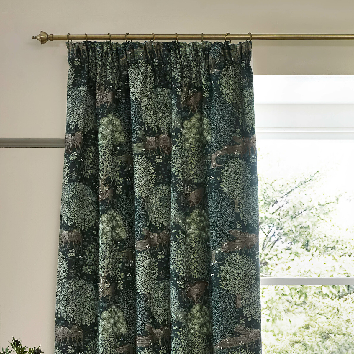 The Brook Jacquard Pencil Pleat Curtains forest green, MORRIS & CO.