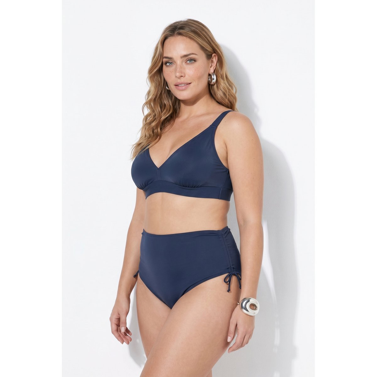 Bas de bikini. Doublé sur le devant. Cordons marine, ULLA POPKEN