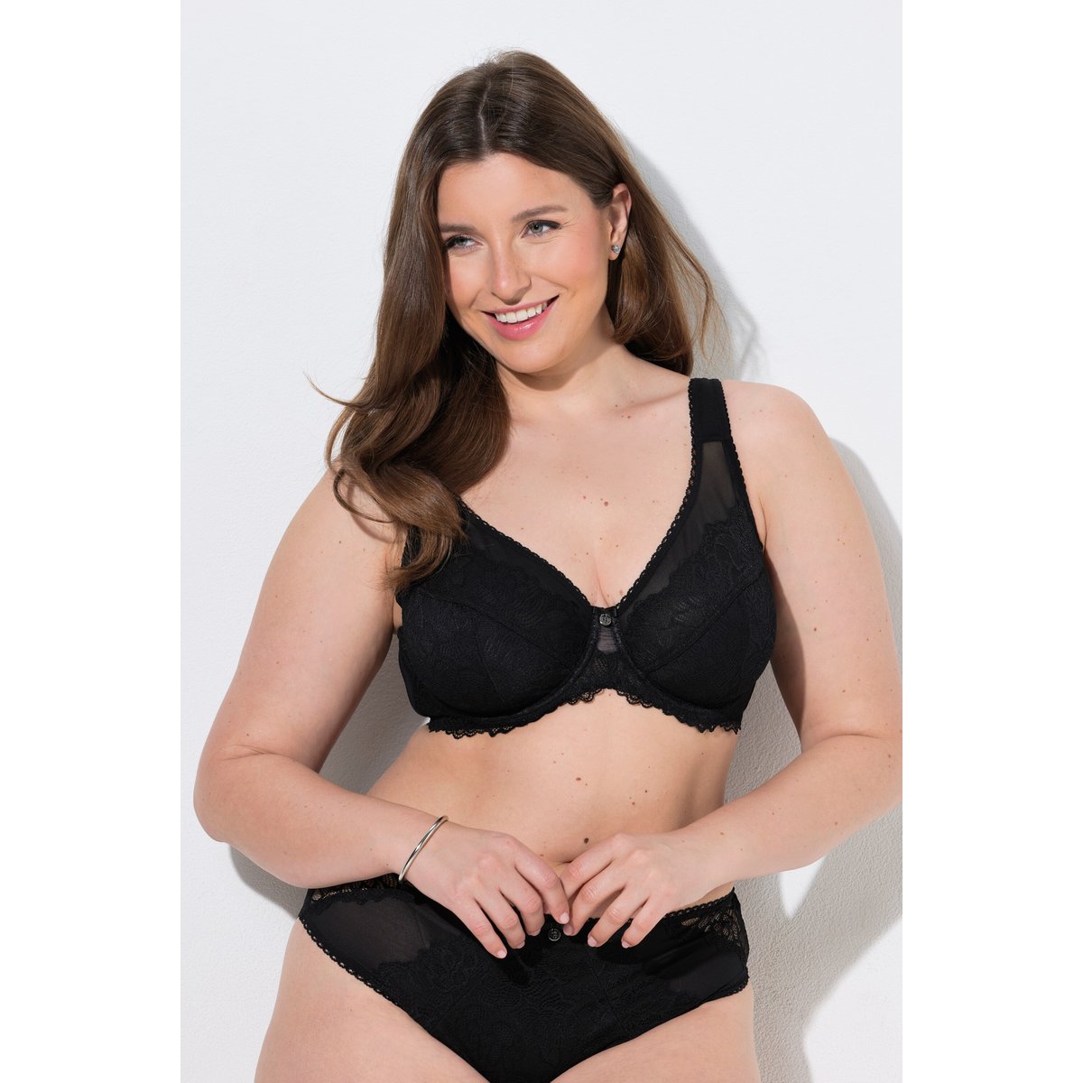Soutien-gorge à armatures noir, ULLA POPKEN