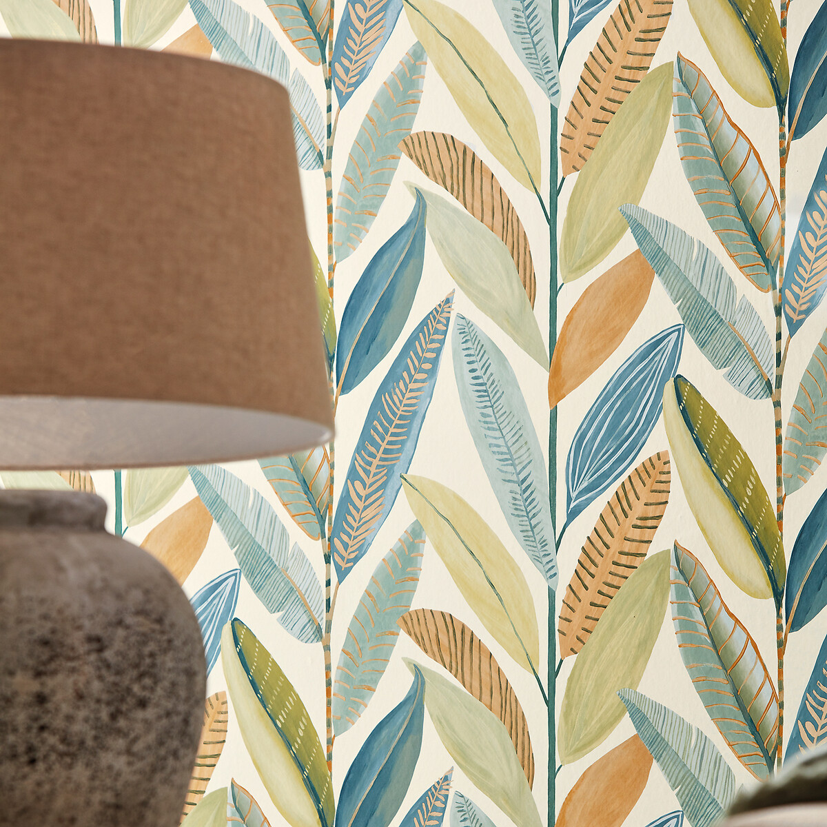Hikkaduwa Wallpaper spiced pear, SCION