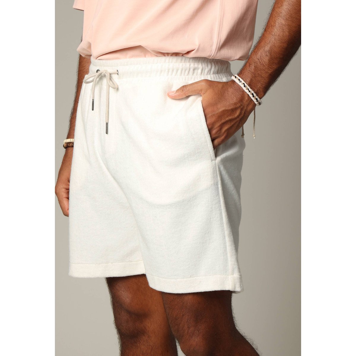 Short en éponge à la taille élastiquée avec cordon NARCISO natural, DEELUXE