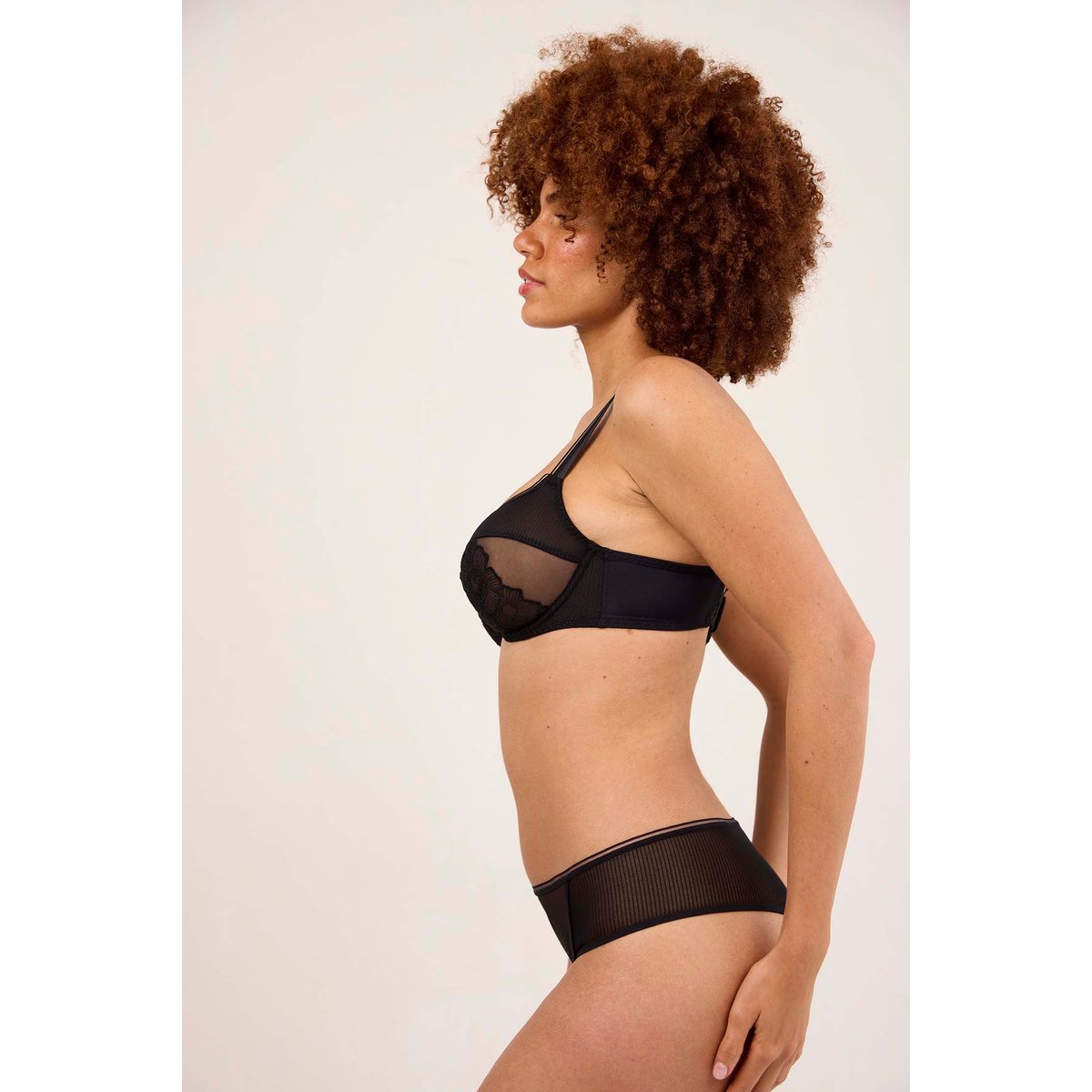 Tanga en broderie INTUITION noir, MAISON LEJABY