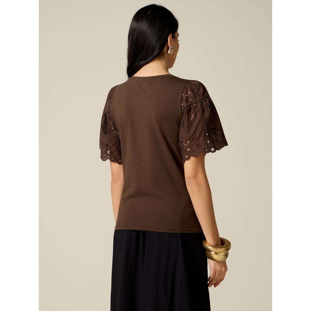 T-shirt avec manches en broderie anglaise marron, OLTRE