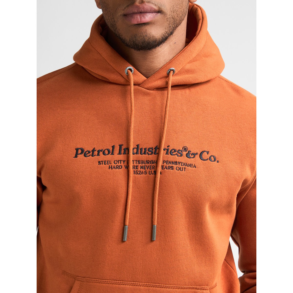 Sweat à capuche raglan imprimé cedarwood orange copper orange, PETROL INDUSTRIES