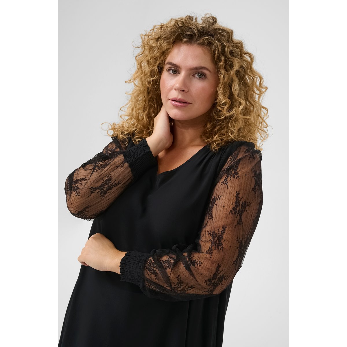 Robe noir black deep, KAFFE CURVE
