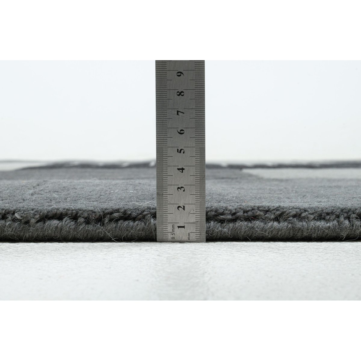 Tapis en laine vierge noué à la main gris, THEKO