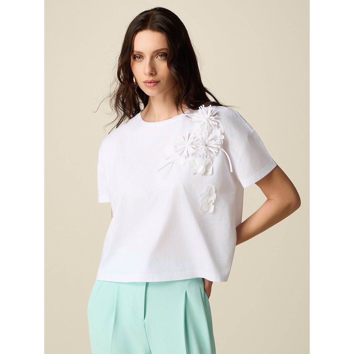 T-shirt avec applications florales blanc, OLTRE