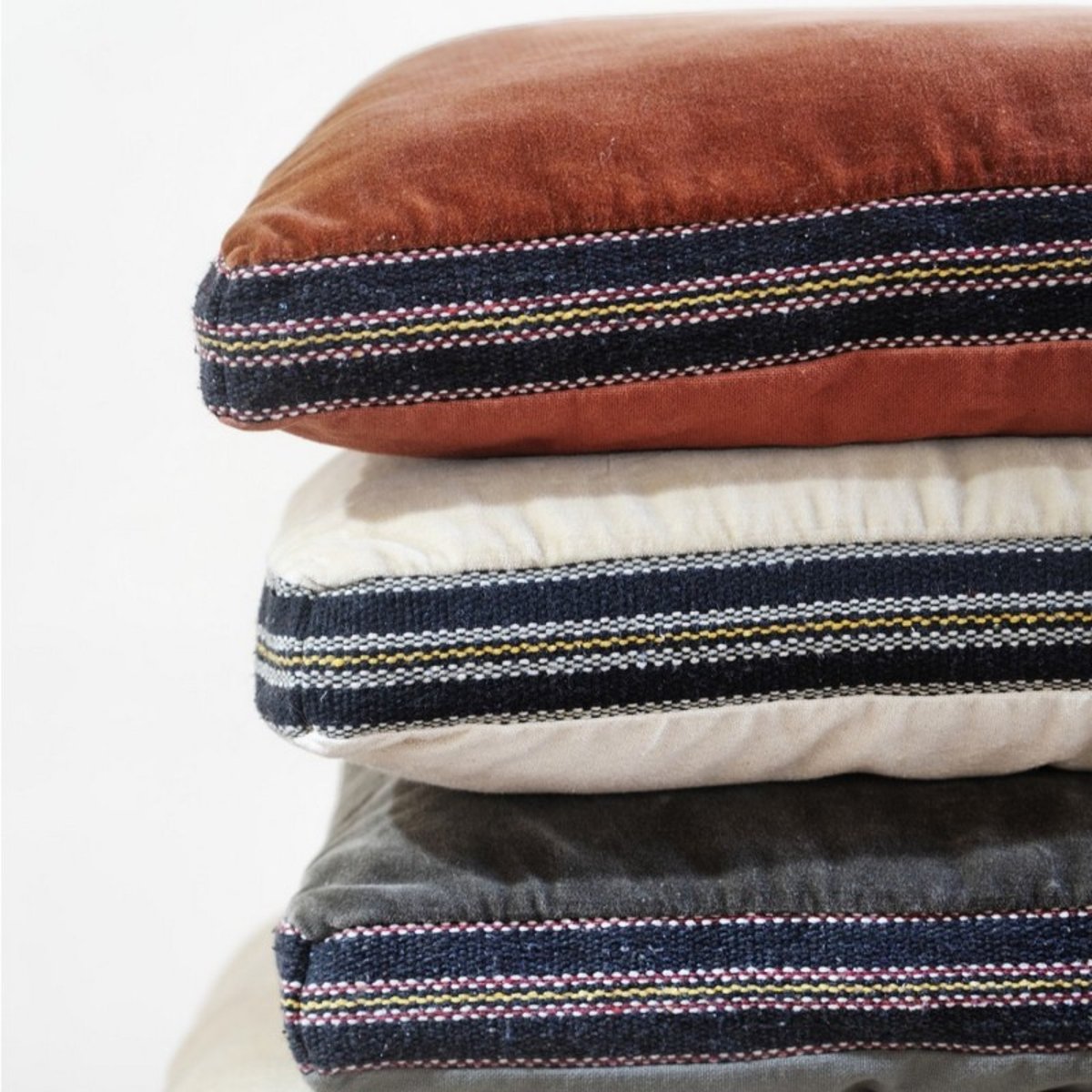 Coussin de chaise galette velours rouge bordeaux, MADAM STOLTZ
