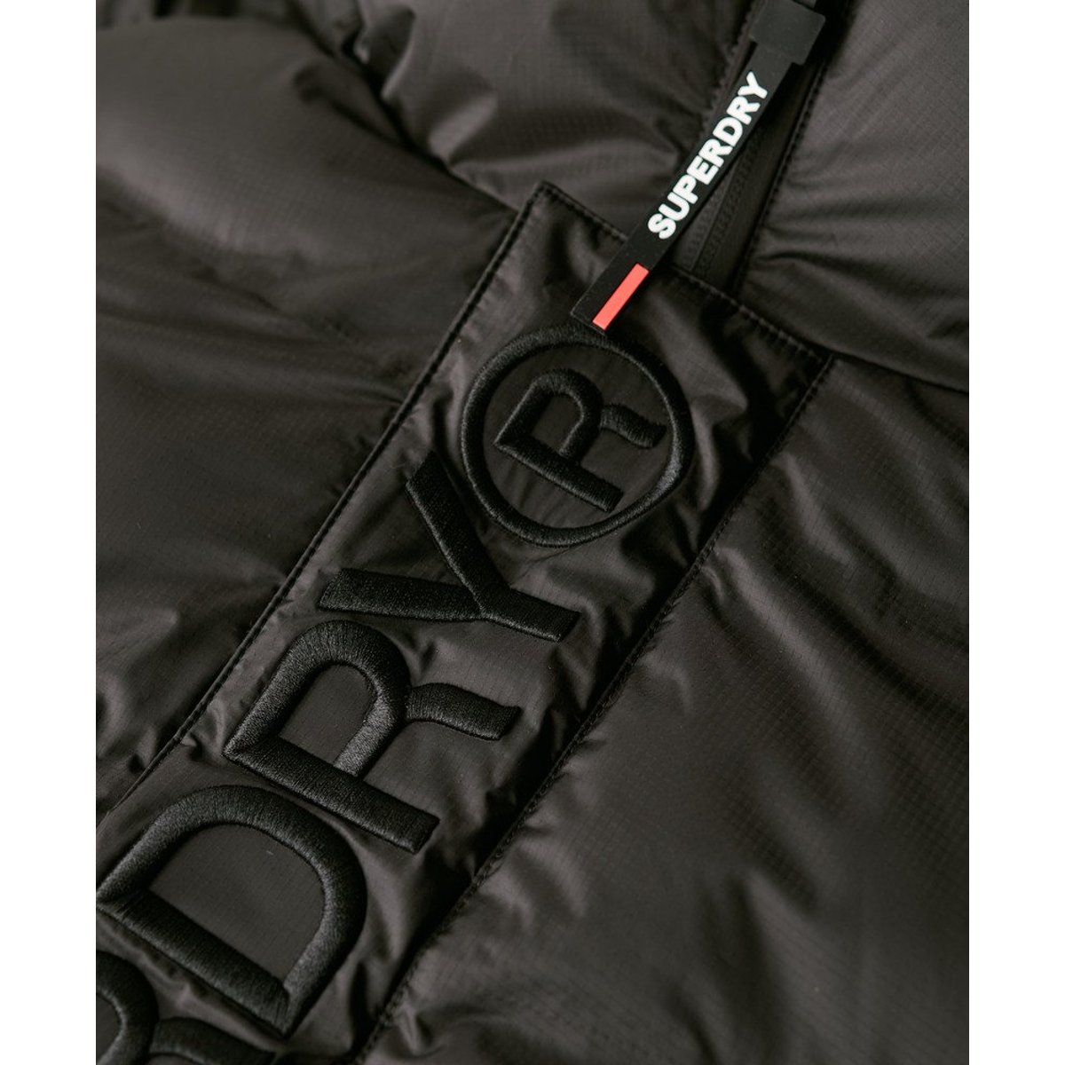 Doudoune à capuche City Graphic noir, SUPERDRY