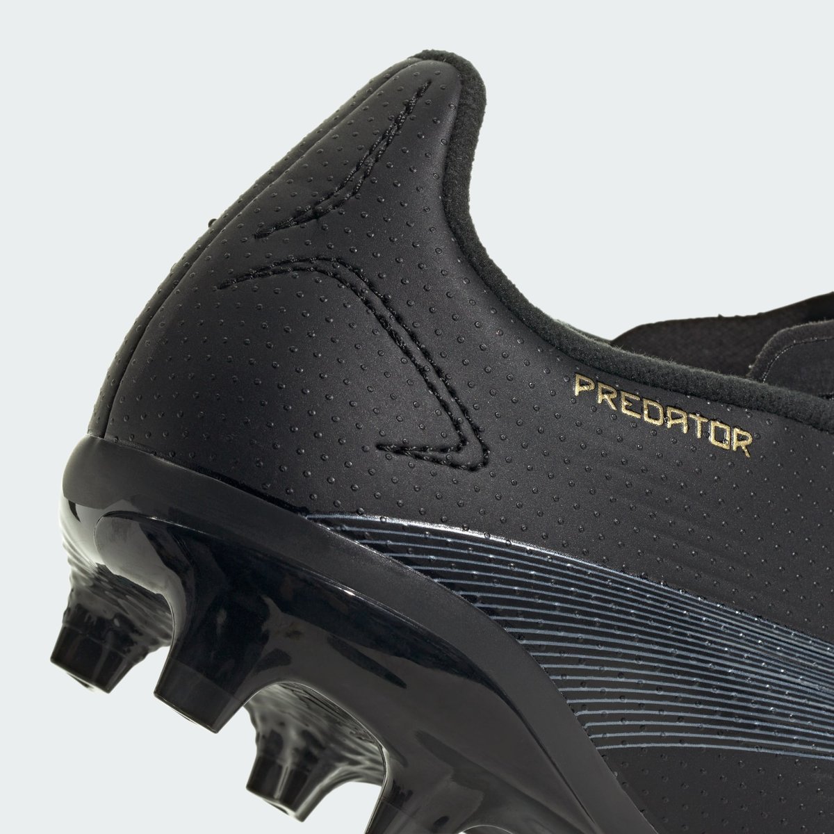 Chaussure Predator League Terrain souple Enfants core black / carbon / gold metallic, adidas Performance