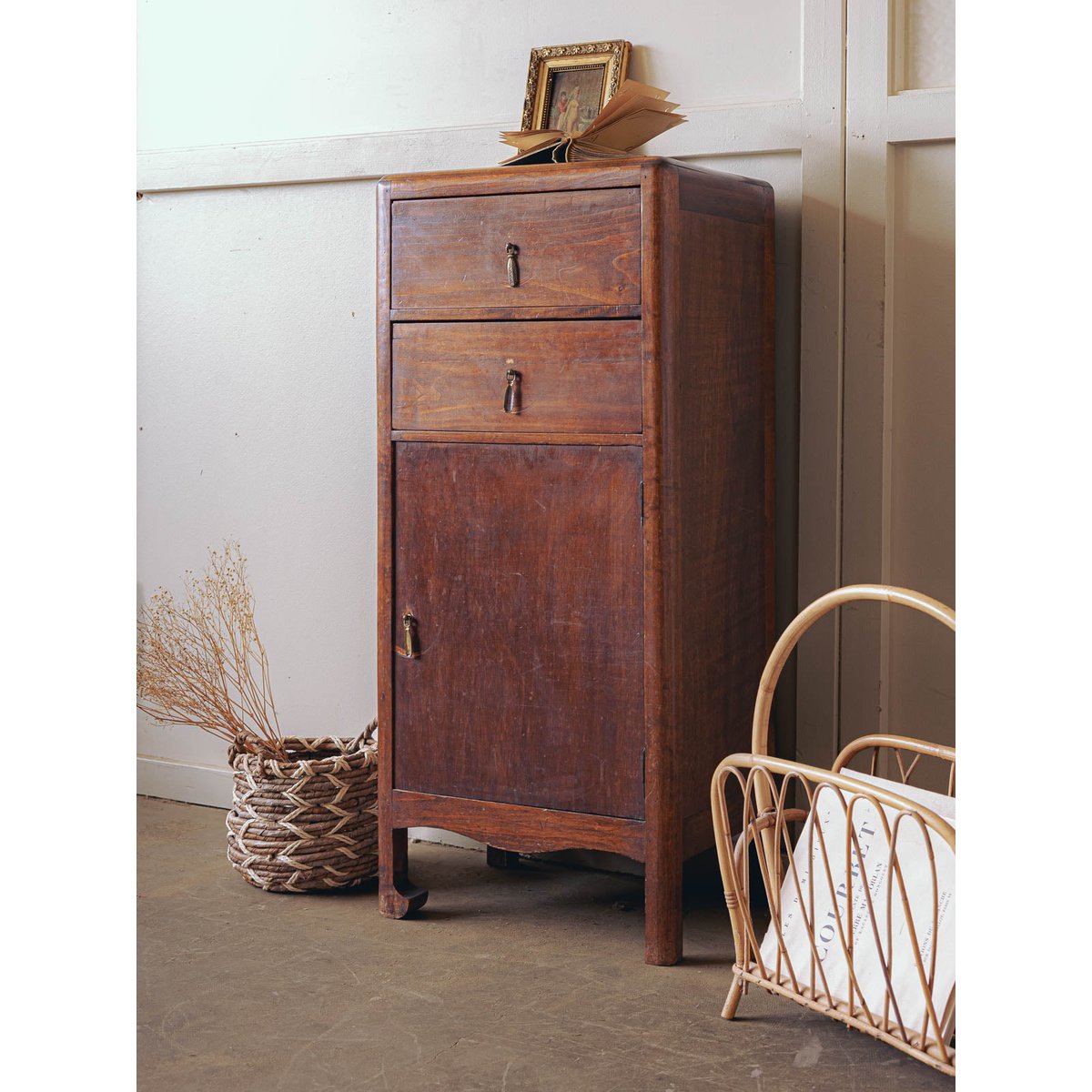 Buffet des années 40 Gilbert N°1672 - Bon état bois foncé, DEBONGOUT