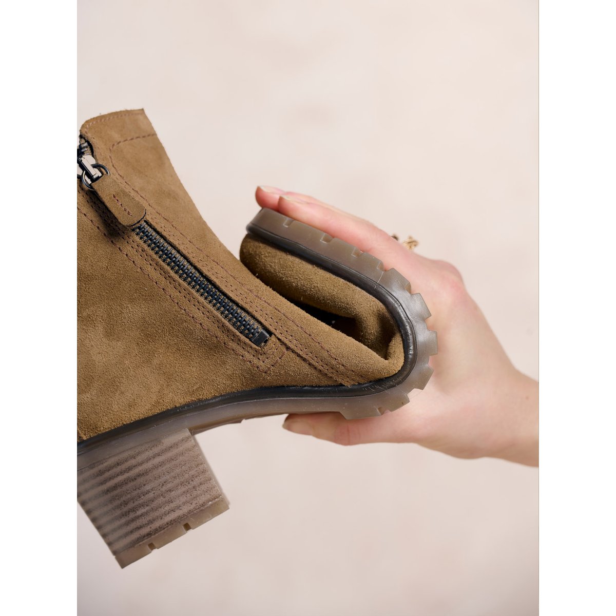 Boots dessus cuir velours camel, PEDICONFORT