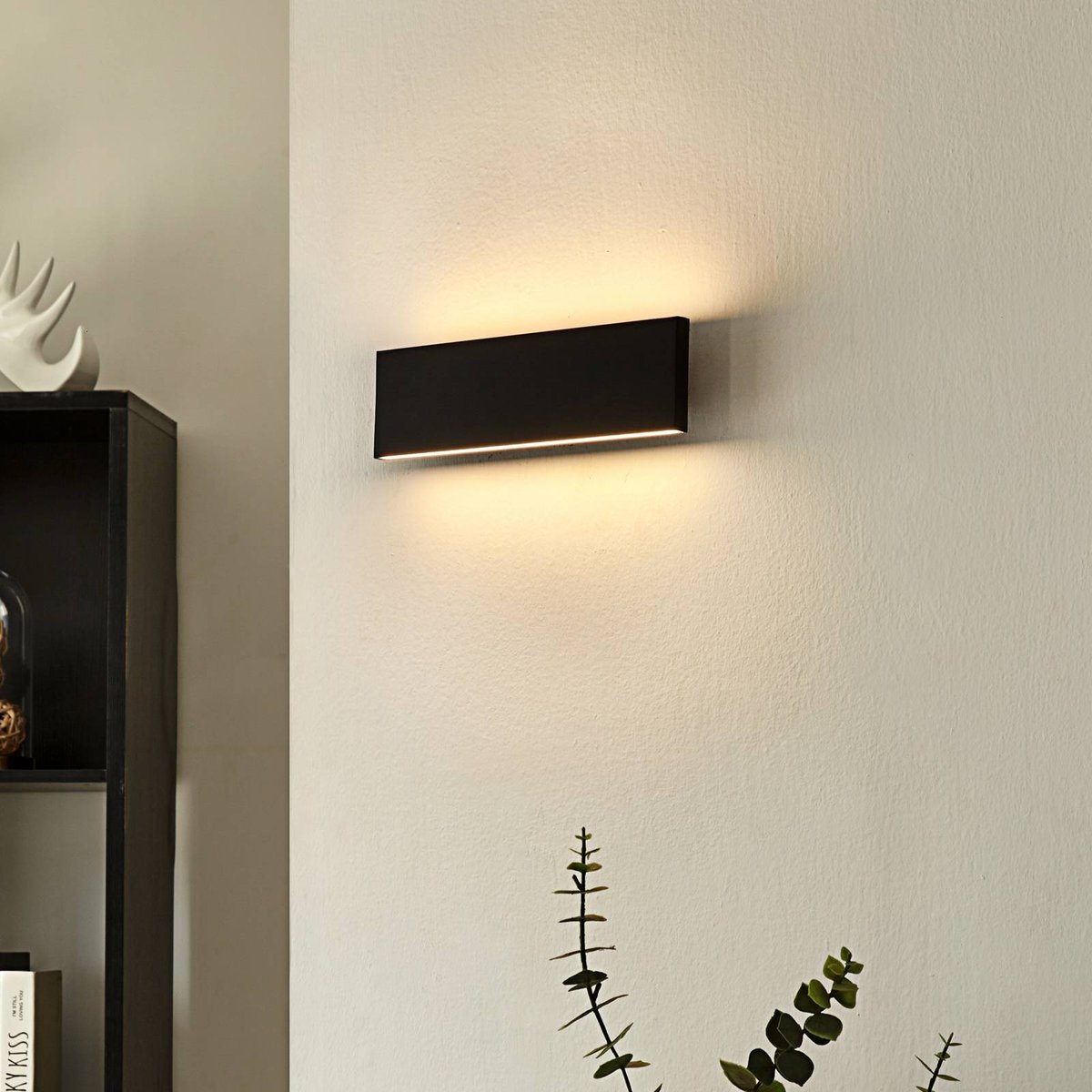 Applique en métal moderneLED, Ignazia noir, LINDBY