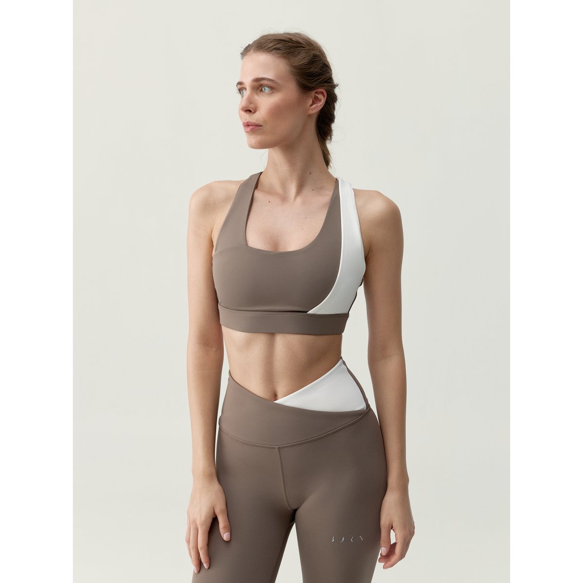 Brassière de Sport Performance Fixation Moyenne CLEO brun, BORN