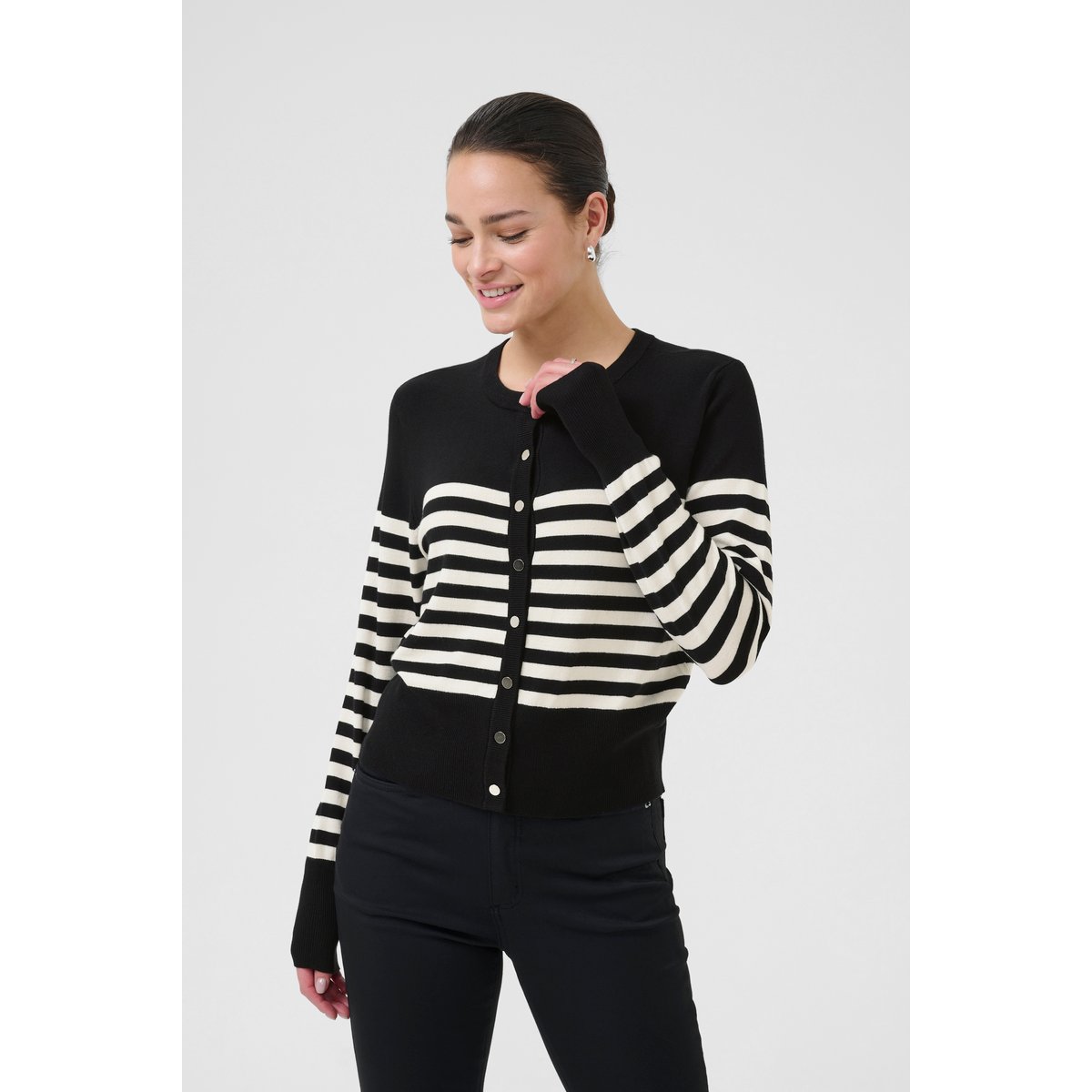 Cardigan à tricot noir blanc black/turtledove half stripe, KAFFE